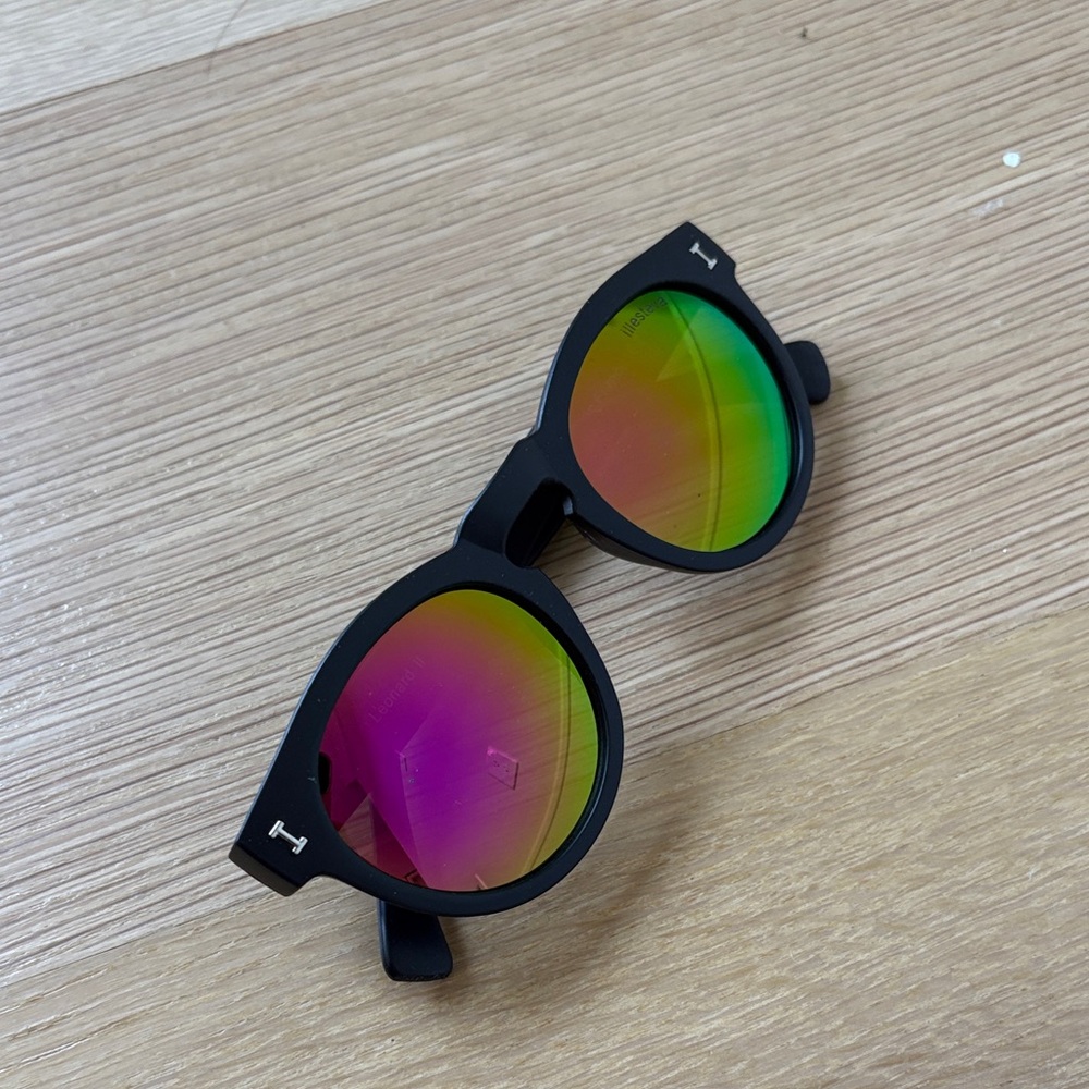 Illesteva Matte Black Round Sunglasses with Rainbow Mirror Lenses